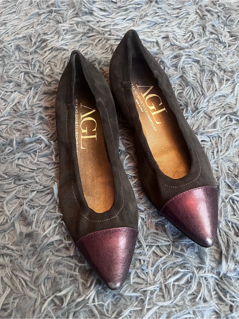 AGL Atilio Giusti Leombruni Black Suede Pointed Toe Flats Metallic Cap Size 9